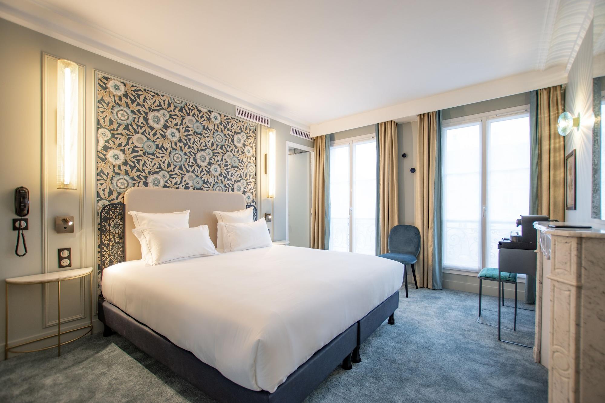 Elsa, Hotel Parijs